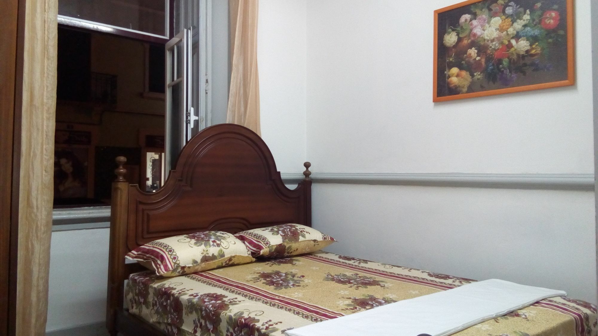 Midtown Guest House Lisboa Extérieur photo