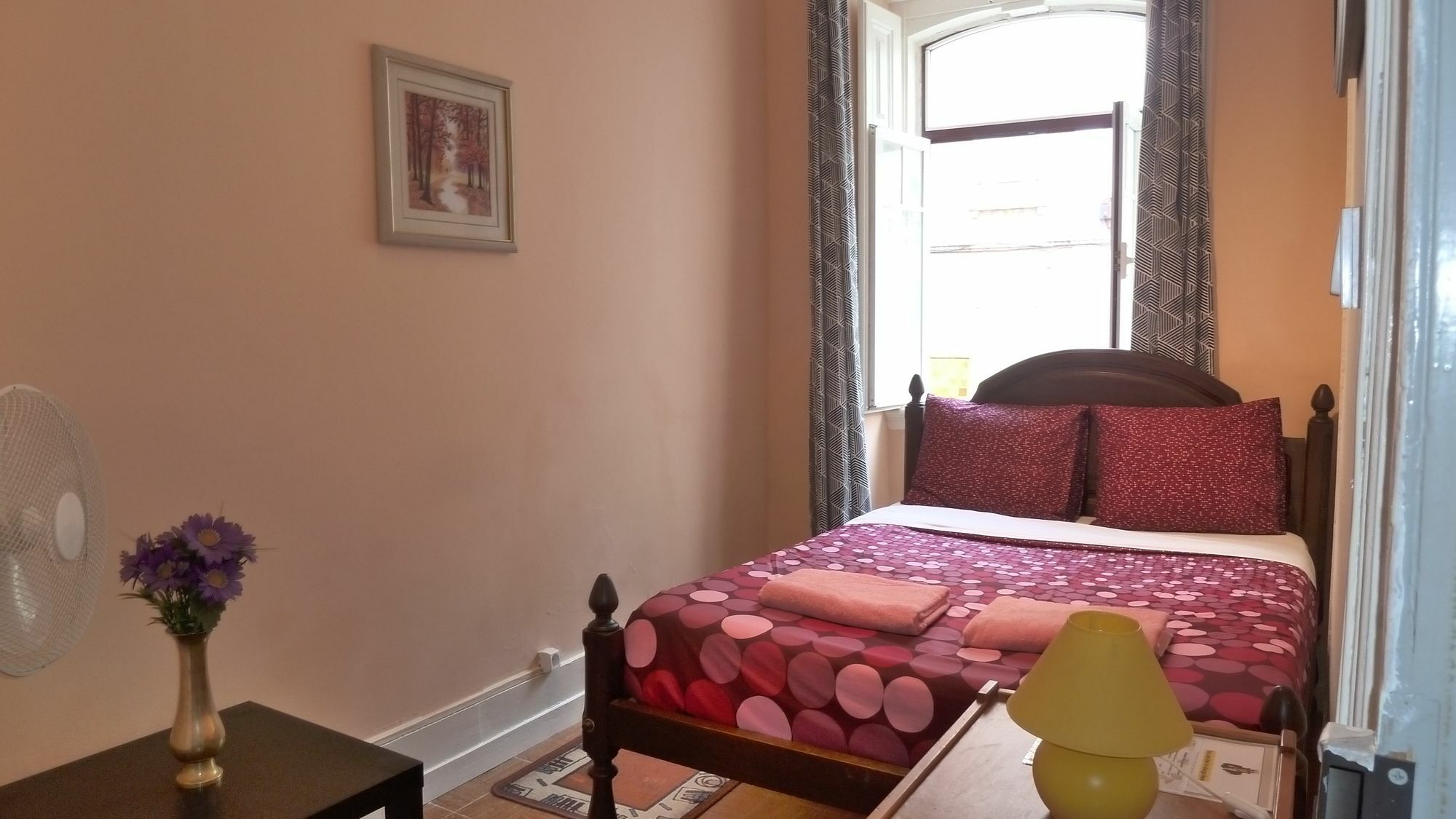Midtown Guest House Lisboa Extérieur photo