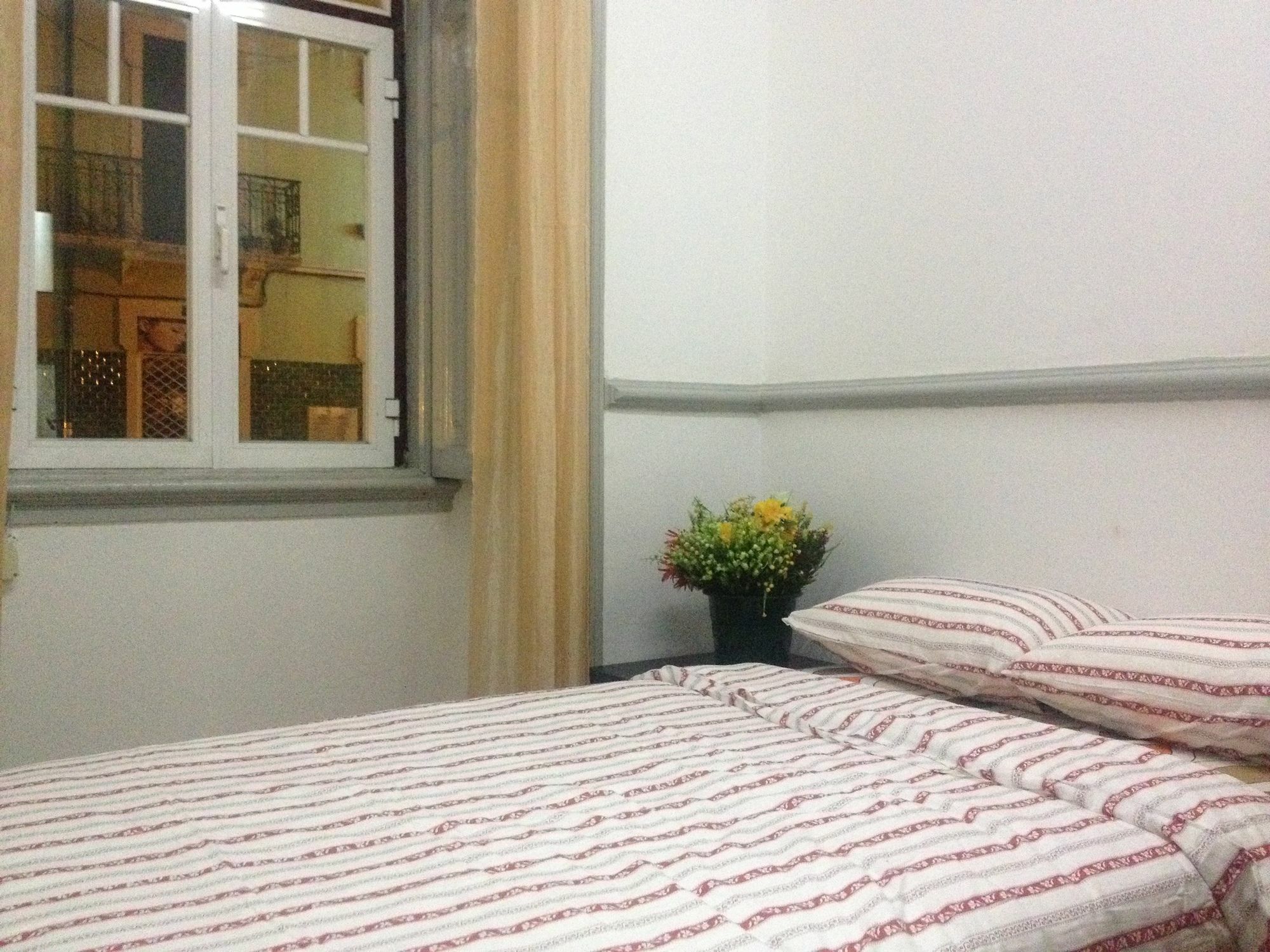 Midtown Guest House Lisboa Extérieur photo
